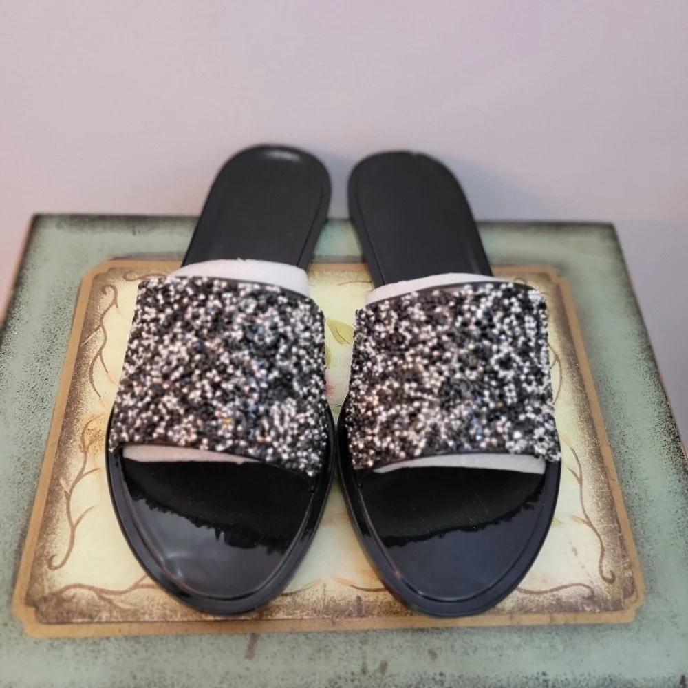 NWOT Black and Silver Glitter Slides Size 7 - Picture 1 of 6
